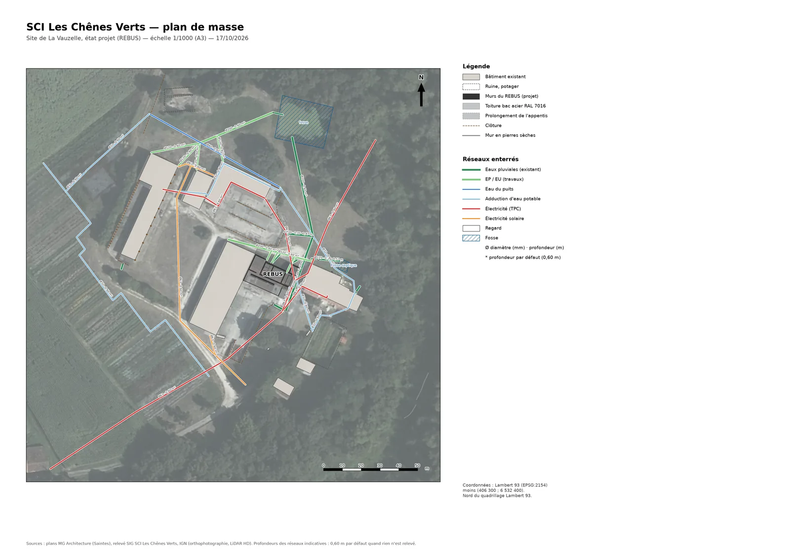 Plan de masse du site sur l'orthophotographie, avec les bâtiments et les réseaux enterrés